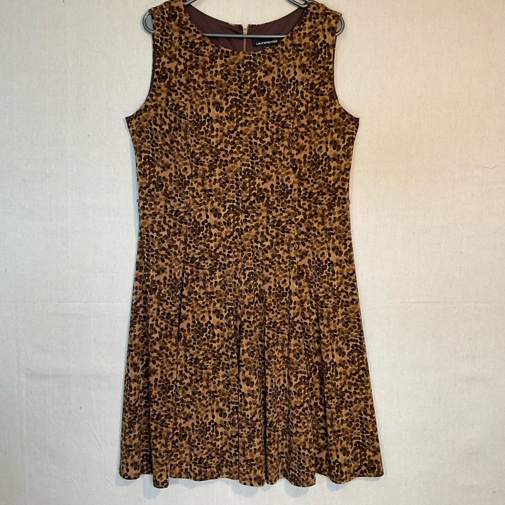 LAURA PETITES LEOPARD  Print Dress  , fully lined , 14 / Excellent condition